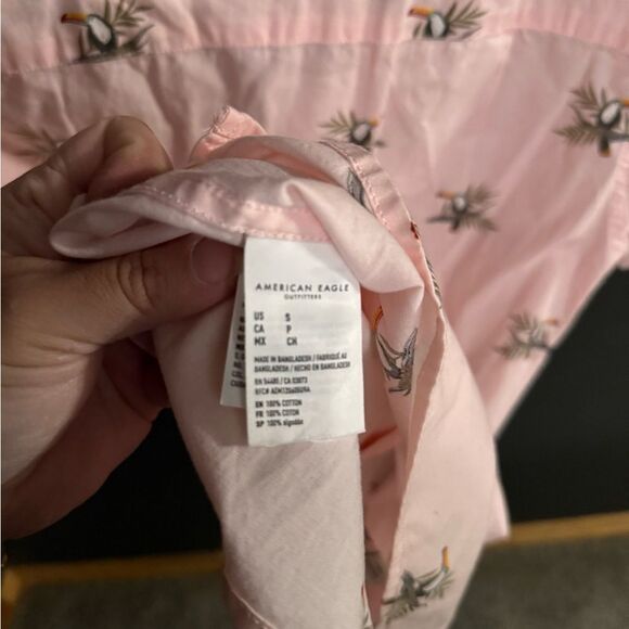 American Eagle Outfitters Tuscan Pink Patterned button Down Men's Shirt Size S - Picture 5 of 5